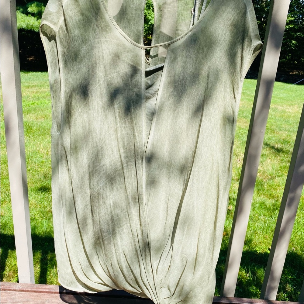Cap sleeve sheer blouse